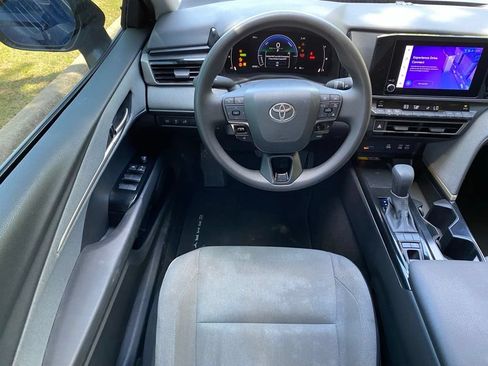 Used 2025 Toyota Camry LE w/ Convenience Package FWD image 26