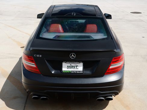 Used 2015 Mercedes-Benz C 63 AMG Coupe image 15