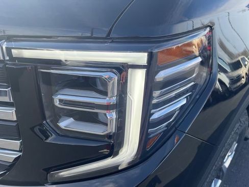 New 2026 GMC Sierra 1500 SLT w/ SLT Premium Package image 12