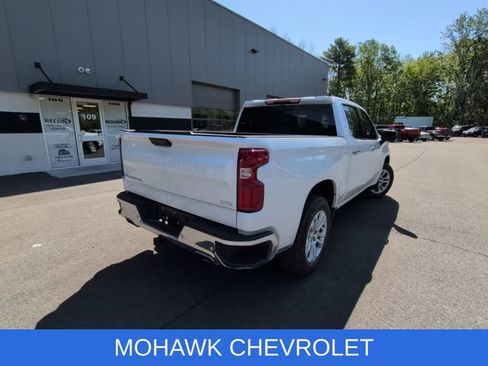 Used 2023 Chevrolet Silverado 1500 LTZ AWD/4WD image 4