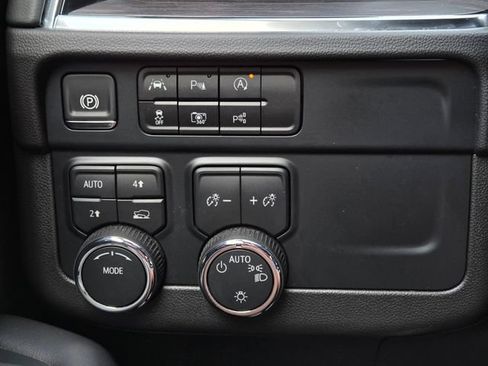 Used 2025 Chevrolet Tahoe LT AWD/4WD image 26