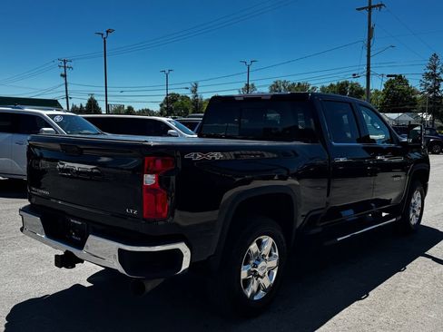 Used 2020 Chevrolet Silverado 2500 LTZ w/ LTZ Plus Package AWD/4WD image 6