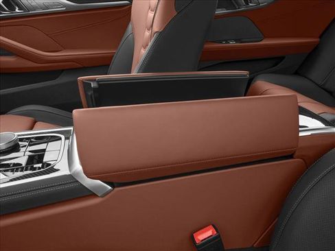 New 2026 BMW M850i xDrive image 10