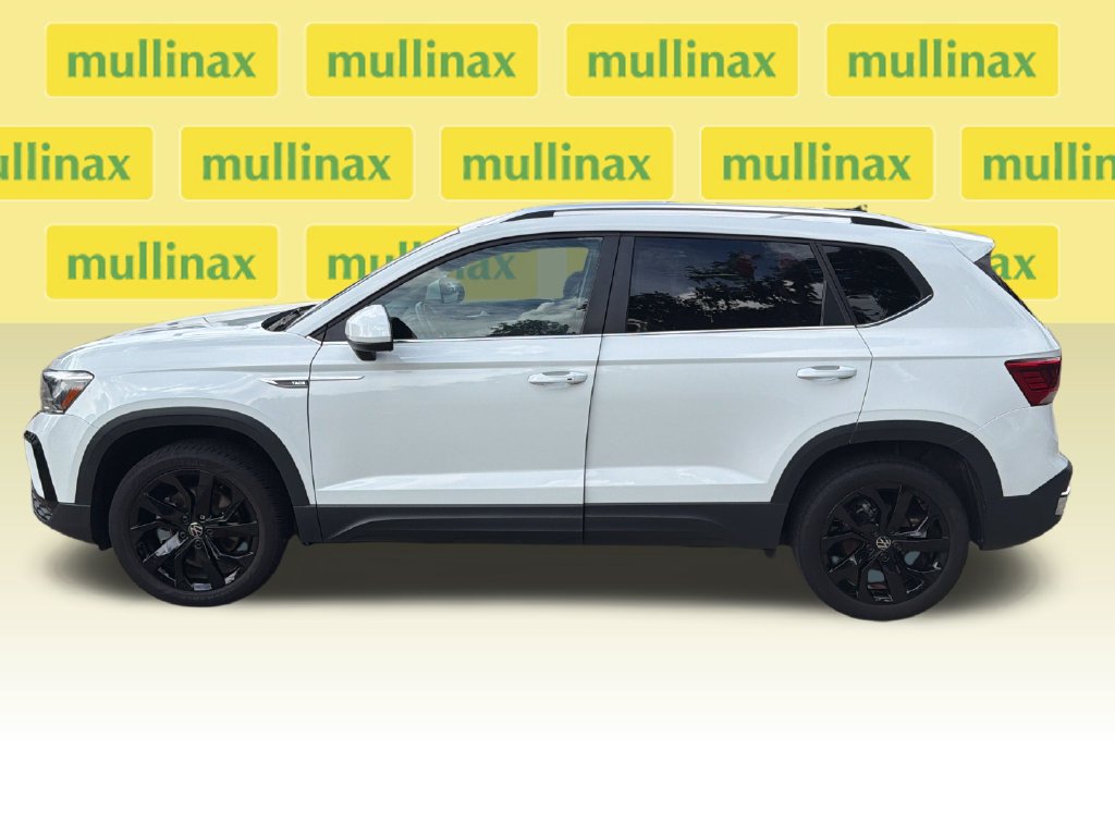 Used 2024 Volkswagen Taos SE FWD image 10