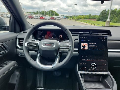 New 2026 GMC Terrain Elevation FWD image 8