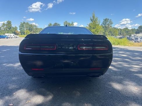 Used 2022 Dodge Challenger R/T Scat Pack w/ Plus Package image 5