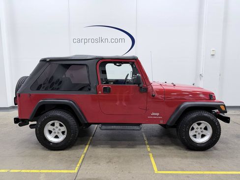 Used 2005 Jeep Wrangler Unlimited AWD/4WD image 8