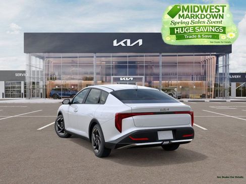 New 2026 Kia K4 EX image 4