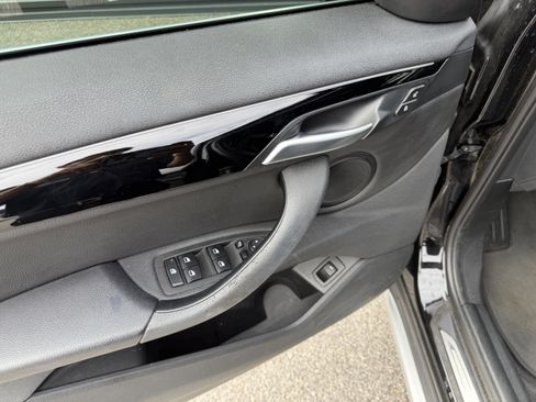 Used 2018 BMW X1 sDrive28i image 19