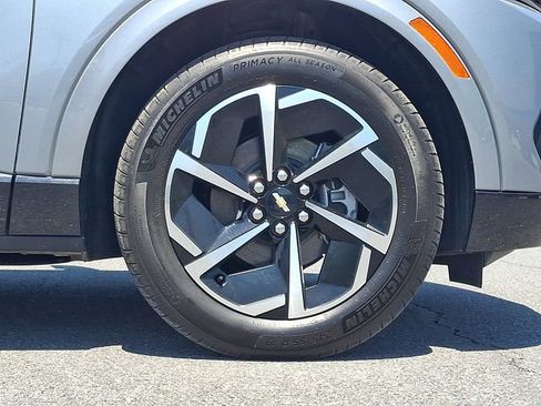 Certified 2024 Chevrolet Equinox EV LT AWD/4WD image 8