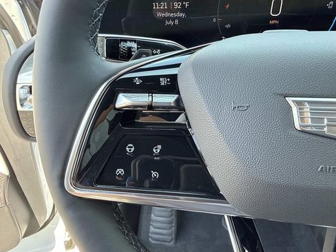 New 2026 Cadillac Lyriq Luxury RWD image 30