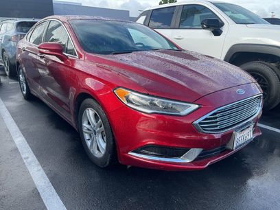 Used 2018 Ford Fusion SE w/ Fusion SE Technology Package