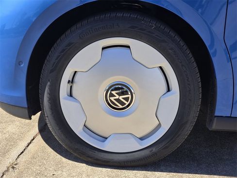 New 2025 Volkswagen ID. Buzz 1st Edition image 10