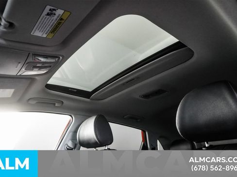 Used 2022 Kia Niro Touring Special Edition image 30