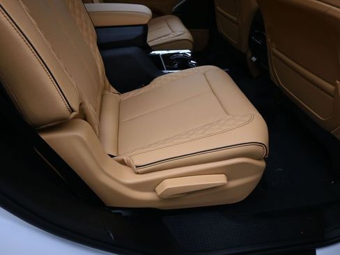 New 2026 Jeep Grand Cherokee L Summit AWD/4WD image 41