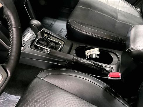 Used 2017 Subaru Forester 2.5i Touring image 17