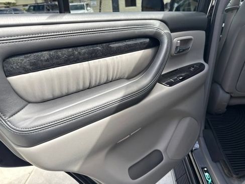 Used 2007 Lexus LX 470 4WD image 24