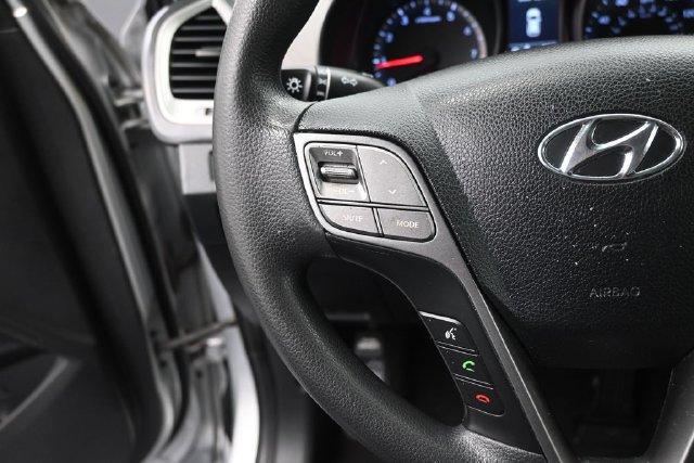 Used 2016 Hyundai Santa Fe Sport FWD image 9