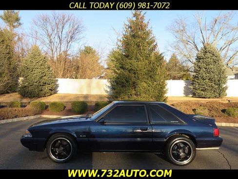 Used 1993 Ford Mustang LX image 2