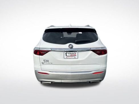Used 2024 Buick Enclave Premium image 5