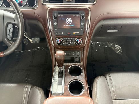 Used 2013 Buick Enclave Premium image 9
