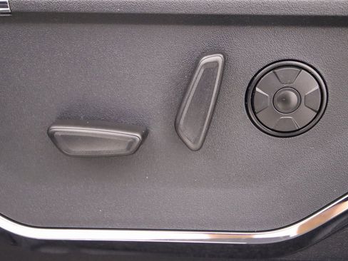 New 2026 Ford F450 Platinum w/ FX4 Off-Road Package image 12