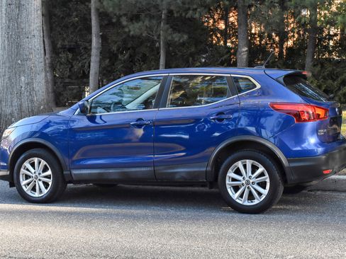 Used 2019 Nissan Rogue Sport S w/ Appearance Package image 5