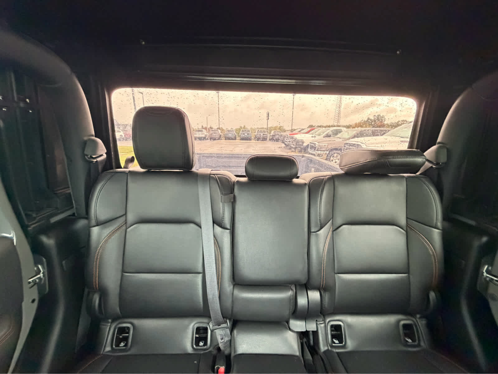 Used 2023 Jeep Gladiator Mojave w/ Cold Weather Group AWD/4WD image 21