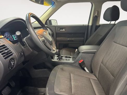 Used 2019 Ford Flex SEL AWD/4WD image 7