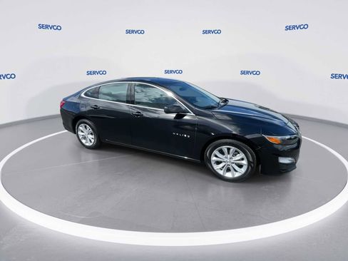 Used 2025 Chevrolet Malibu LT image 9