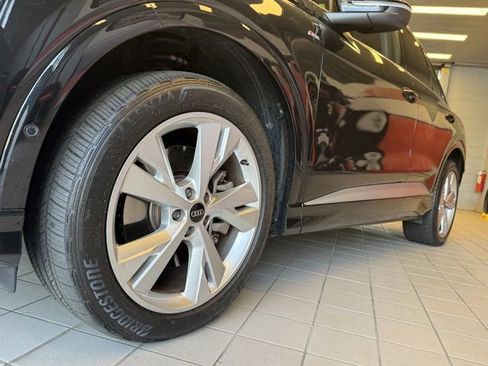 Used 2023 Audi Q4 e-tron Premium Plus w/ Premium Plus AWD/4WD image 10