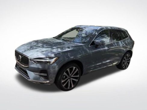 Used 2023 Volvo XC60 B5 Ultimate AWD/4WD image 3