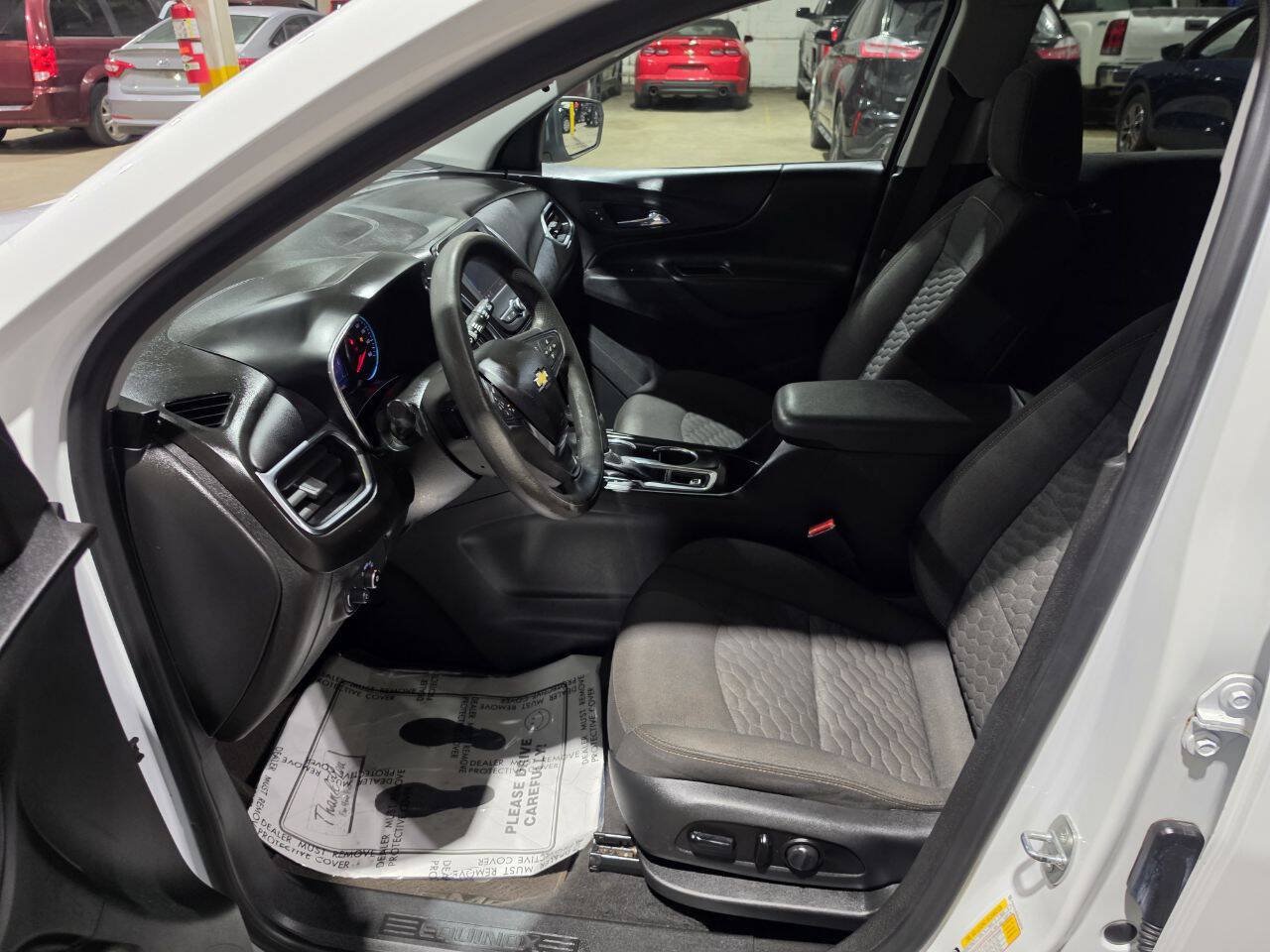 Used 2020 Chevrolet Equinox LT AWD/4WD image 25