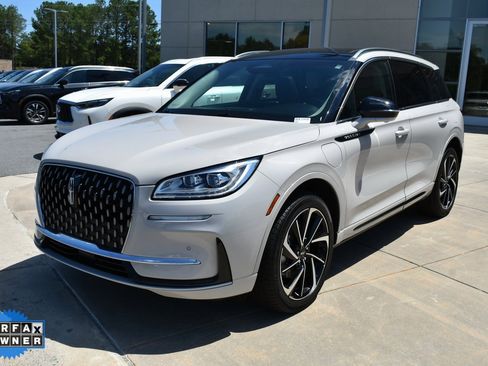 Used 2024 Lincoln Corsair Grand Touring w/ Equipment Group 301A image 7