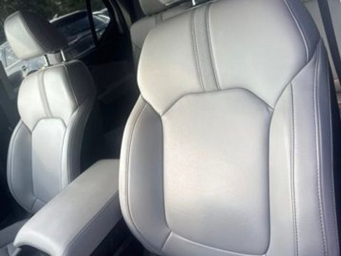 Certified 2025 Honda Pilot EX-L image 16