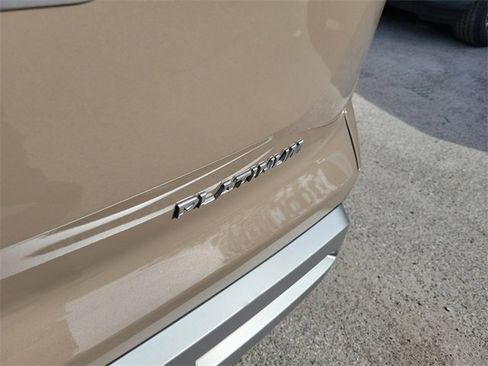 Used 2023 Nissan Pathfinder Platinum w/ Lighting Package (N93) image 7