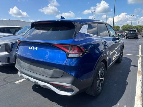 Used 2023 Kia Sportage EX FWD image 3
