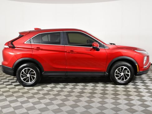 Used 2022 Mitsubishi Eclipse Cross ES AWD/4WD image 5