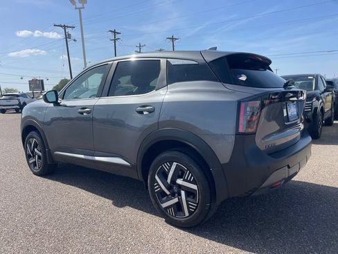 Certified 2025 Nissan Kicks SV FWD image 5