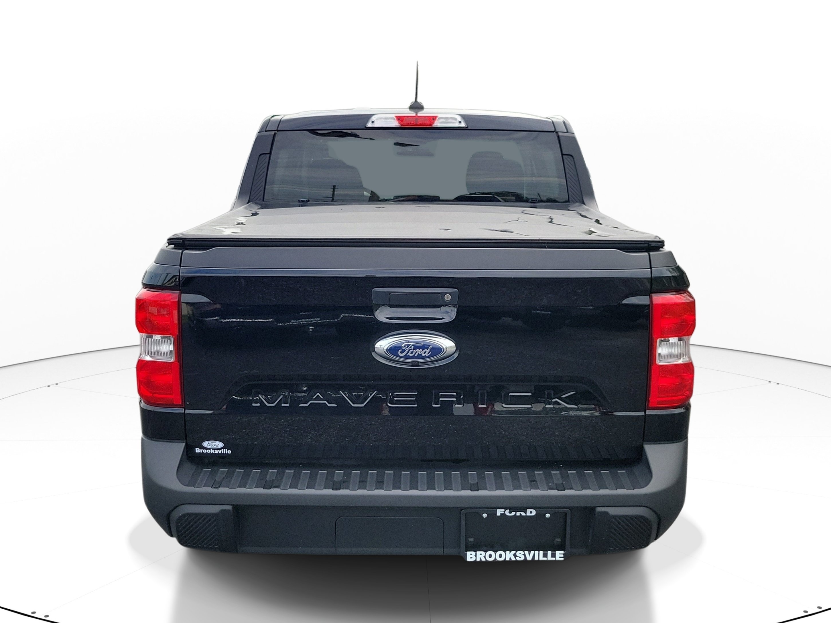 Used 2023 Ford Maverick XL FWD image 3