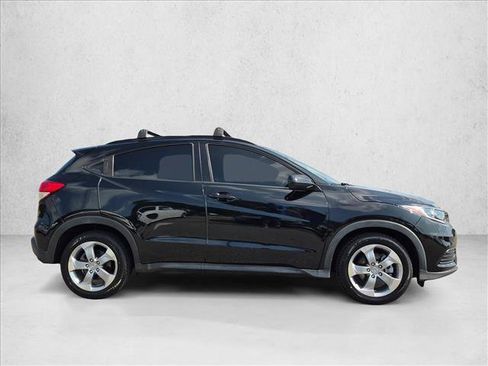 Used 2021 Honda HR-V LX image 4
