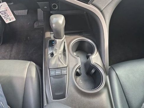 Used 2024 Toyota Camry SE FWD image 21