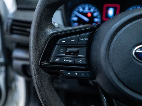 Used 2024 Subaru Crosstrek 2.0i Premium image 19