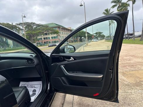 Used 2018 Kia Stinger image 15