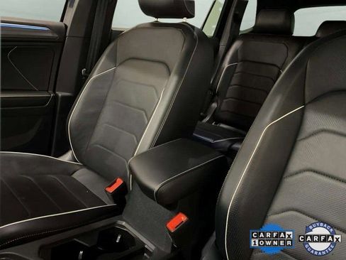 Used 2024 Volkswagen Tiguan SEL R-Line image 65