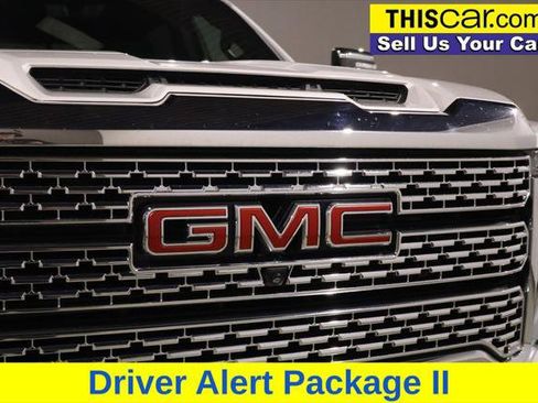 Used 2021 GMC Sierra 2500 Denali w/ Denali Ultimate Package AWD/4WD image 13