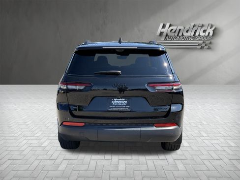 Used 2023 Jeep Grand Cherokee L Limited w/ Luxury Tech Group II AWD/4WD image 9