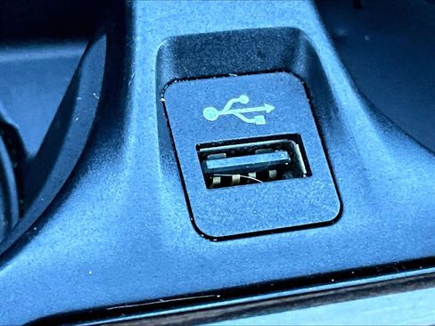 Used 2018 BMW 650i xDrive Convertible image 35