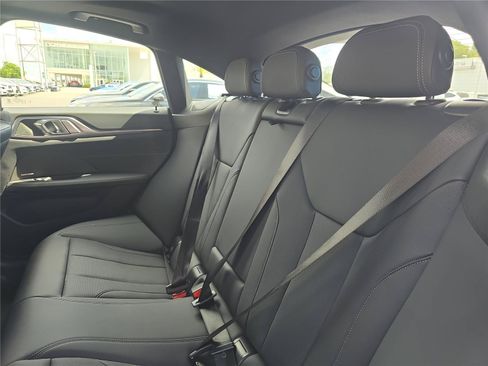 Used 2026 BMW 430i w/ Premium Package RWD image 12