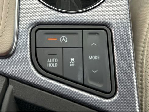 Certified 2023 Cadillac CT4 Premium Luxury w/ LPO, Bronce Accent Package RWD image 19